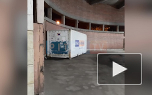 Новый рефрижератор для умерших от COVID-19 появился у Покровской больницы