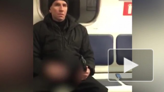 Мрачный онанист шокировал петербургское метро