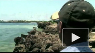 Сомалийские пираты захватили южнокорейское рыболовное судно. 