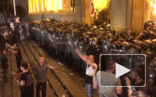 Песков назвал митинги в Грузии русофобской провокацией 