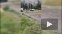 На Будапештской улице прорвало трубу с горячей водой
