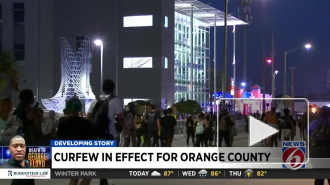 На улицы Орландо вышли более двух тысяч протестующих