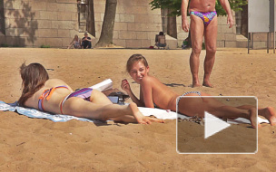 Петербуржцы лечатся водой из Невы