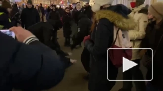 Участника протестной акции в Петербурге, распылившего газ в лицо полицейскому, задержали