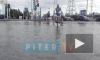 На проспекте Косыгина в Петербурге прорвало трубу 