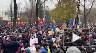 В Кишиневе началась акция против сокращения полномочий президента