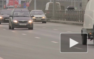 В Петербурге иномарка без водителя ехала по Синопской набережной