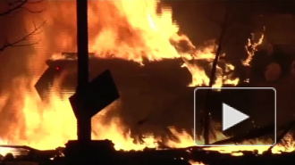 Киев в огне: протестующие захватывают здания администрации и жгут машины