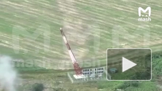 Украинский дрон-камикадзе уронил вышку связи в Белгородской области