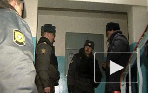 Убийца спрятал тела зарезанной восьмилетней девочки и ее родителей на балконе чиновника "Почты России"