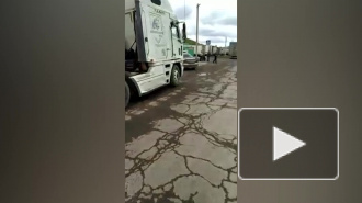 В Приморье дальнобойщики устроили забастовку на границе с Китаем