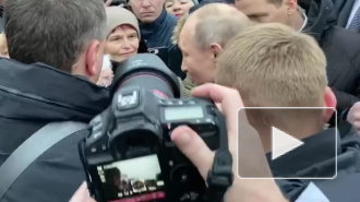 "Люблю": петербургская пенсионерка расплакалась перед Путиным 