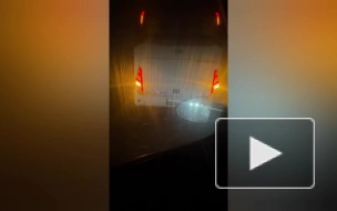На Московском шоссе столкнулись автобус и легковушка