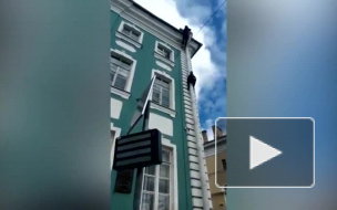 Двоих руферов задержали после покорения здания Кунсткамеры 