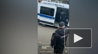 Омбудсмен Петербурга осудил действия полицейских, задержавших музыканта Максима Леонидова в отделение