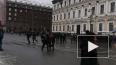 Видео: на Пионерской площади снова задерживают участников ...