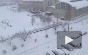 Симферополь накрыл мощный снегопад