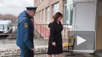 Глава МЧС России посетил пункт временного размещения в Орске