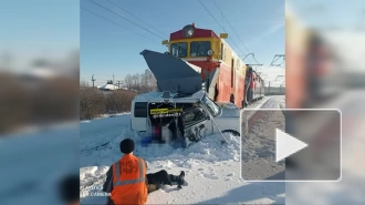 В ДТП со снегоуборочным поездом на Алтае погибли трое детей