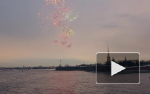 День Победы 9 мая в Петербурге отметили грандиозным салютом