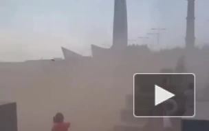 Песчаная буря накрыла парк 300-летия Петербурга
