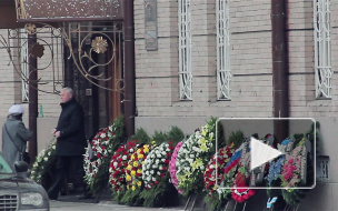 В Петербурге чужих не пустили на отпевание и похороны жены экс-губернатора Ирины Яковлевой