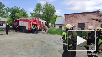 Локализован пожар в производственном здании в Новосибирской области