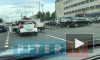 Видео: на улице Седова столкнулись автомобили You Drive и "Рено Логан"