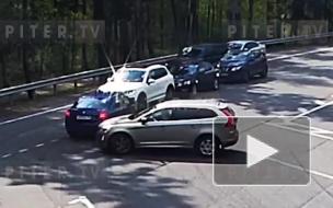 Момент ДТП с участием трех машин в Зеленогорске попал на видео