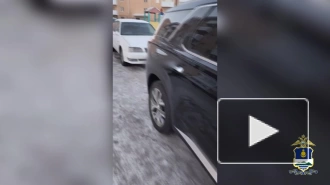 В Улан-Удэ мужчина повредил зеркала у нескольких авто после ссоры с женой