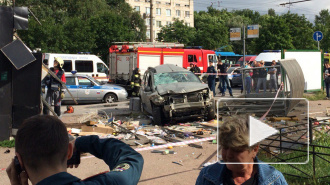 Серьезное ДТП произошло на перекрестке Новоизмайловского и Бассейной – погиб молодой человек