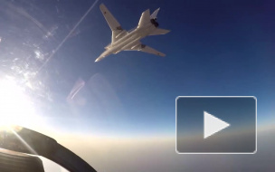 Российские самолеты Ту-22М3 лишили ИГ складов с оружием и боевых машин