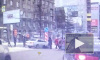Видео: В Новосибирске машина снесла пешеходов на "островке безопасности"