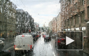 На Петербург обрушатся ливни и грозы