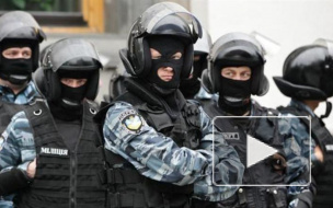Последние новости из Киева: бойцы "Беркута" покинули расположение части