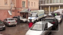 Мужчина рухнул в пролет с 9 этажа и погиб: пока непонятно — толкнули или сам упал