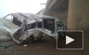 В Башкирии микроавтобус с пассажирами рухнул с 9 метровой высоты
