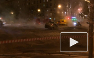 На Кронштадтской отремонтировали трубы в месте, где машина провалилась в яму с кипятком