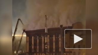 Пожар в здании Мосгоргеотреста на севере Москвы потушили