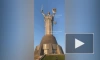 В Киеве установили трезубец вместо герба СССР на монумент "Родина-мать"