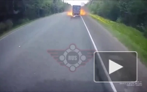 Появилось видео ДТП с фурой под Гатчиной, в котором погиб мотоциклист