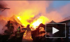 Появилось видео тушения пожара бывшего завода в Петродворцовом районе
