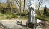Памятник Марине Малафеевой появился в Петербурге