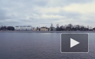 Петербуржцам рассказали, почему бурлит Нева