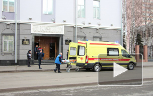 При взрыве в здании ФСБ Архангельска погиб один человек и трое пострадали