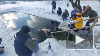 Фридайвер из Петербурга побила рекорд по задержке дыхания в ледяной воде