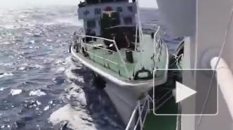 На юге Китае затонуло судно, 27 человек оказались в воде
