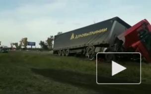 Уходил от погони: В Иркутской области в лобовом ДТП с тягачом погибли 5 человек 