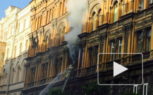 Около сотни спасателей тушили пожар в коммуналке на Пушкинской: в больницу попал один человек