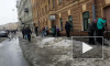 В Петербурге полным ходом идет уборка снега